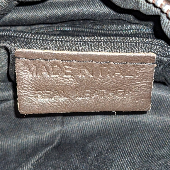 Chocolate Brown Tooled Italian Leather Fold-over Crossbody‎ Purse - Picture 7 of 12